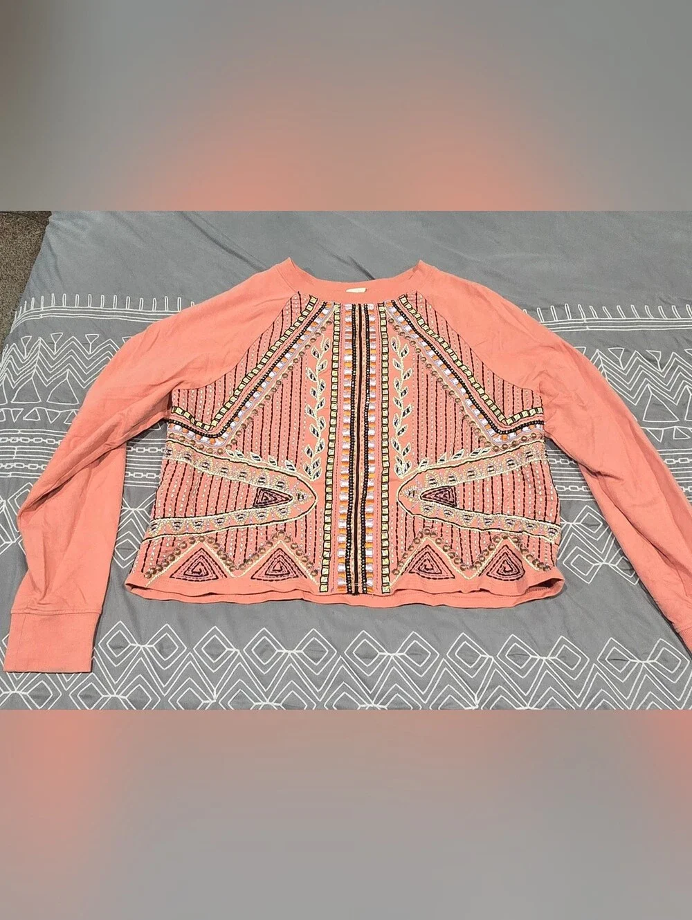 Anthropologie Akemi + Kin Sequin And Embroidered Sweatshirt Size Medium